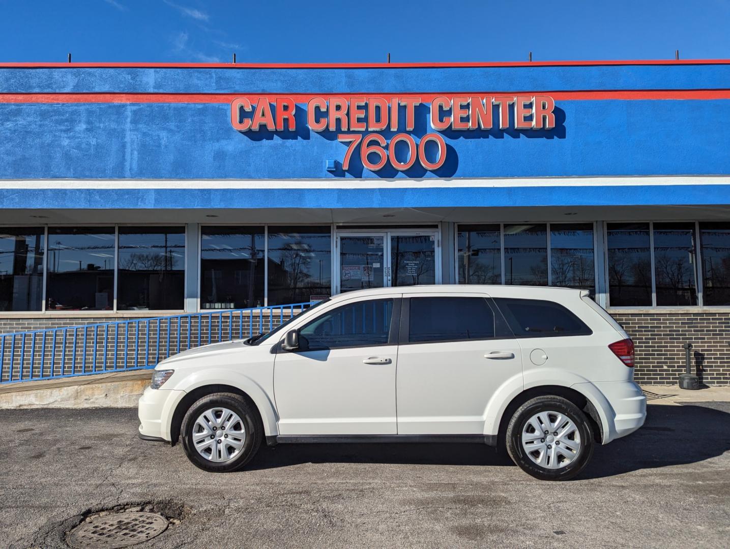 2015 WHITE Dodge Journey SE (3C4PDCAB7FT) with an 2.4L L4 DOHC 16V engine, 4-Speed Automatic transmission, located at 7600 S Western Ave., Chicago, IL, 60620, (773) 918-3980, 0.000000, 0.000000 - Photo#0